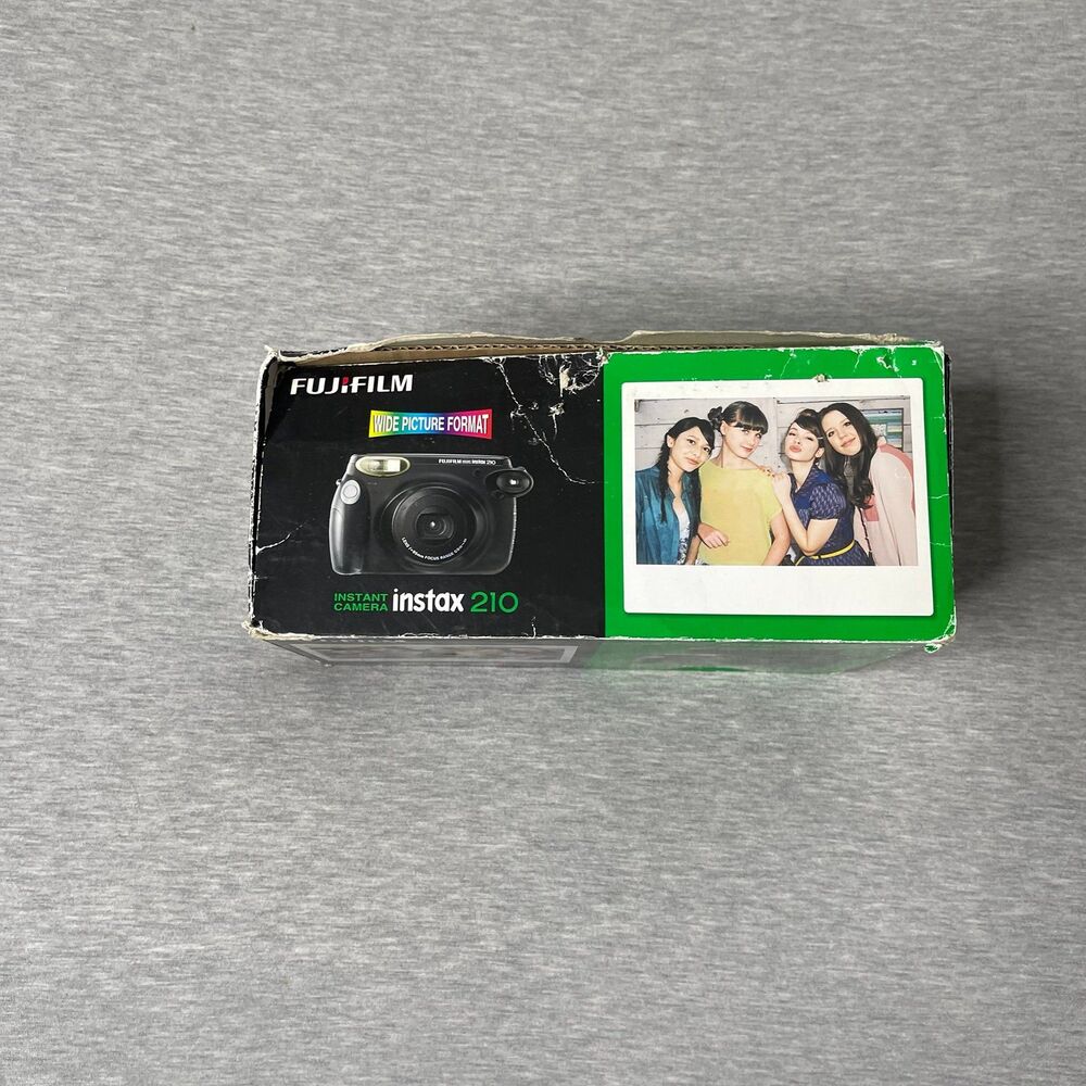Fujifilm Instax 210 Instant Film Camera in Box - Picture 11 of 12